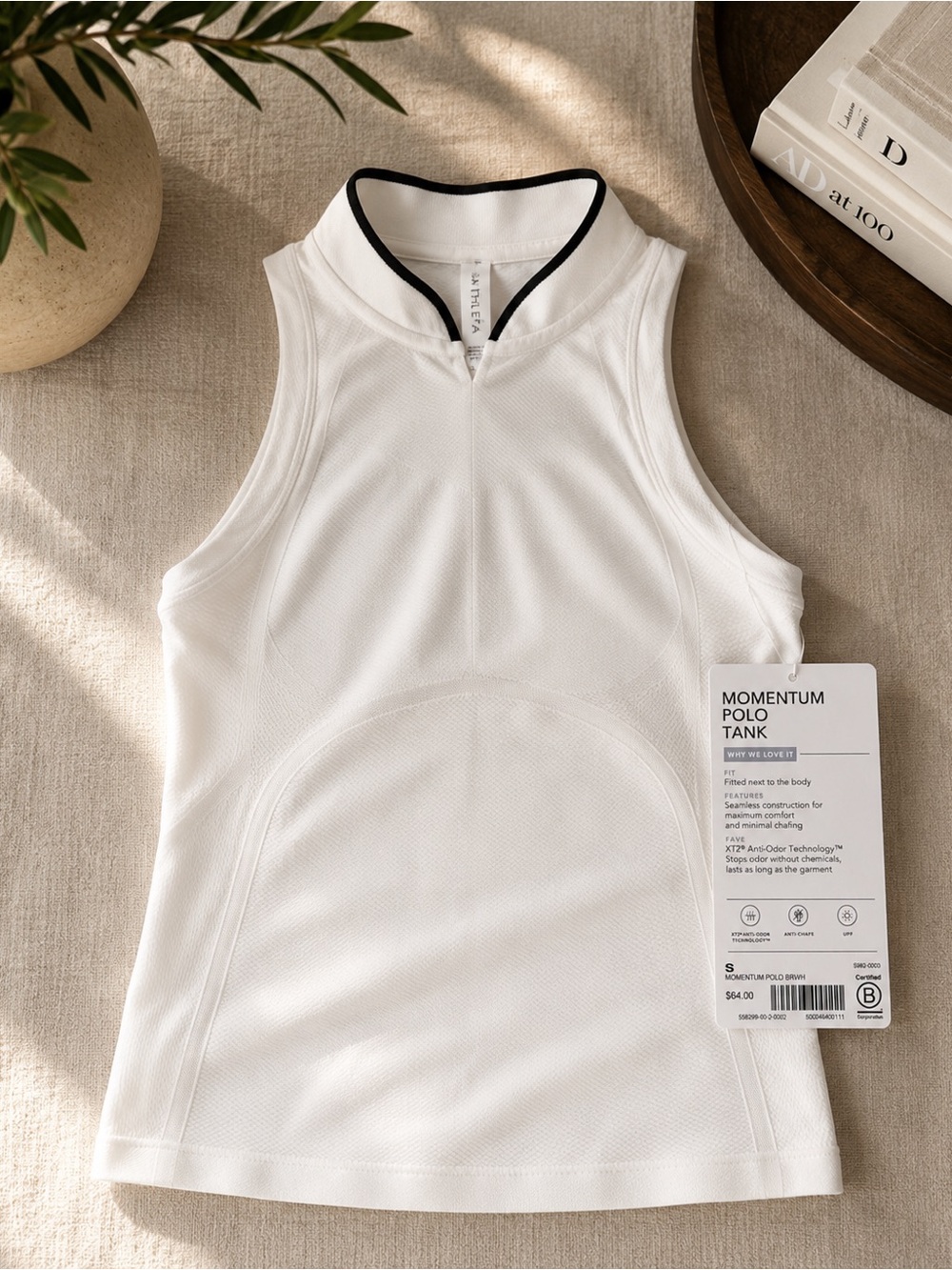 New w/tags  Athleta White Sleeveless Zip Mock-Neck Athletic Tank w/ Black Trim S